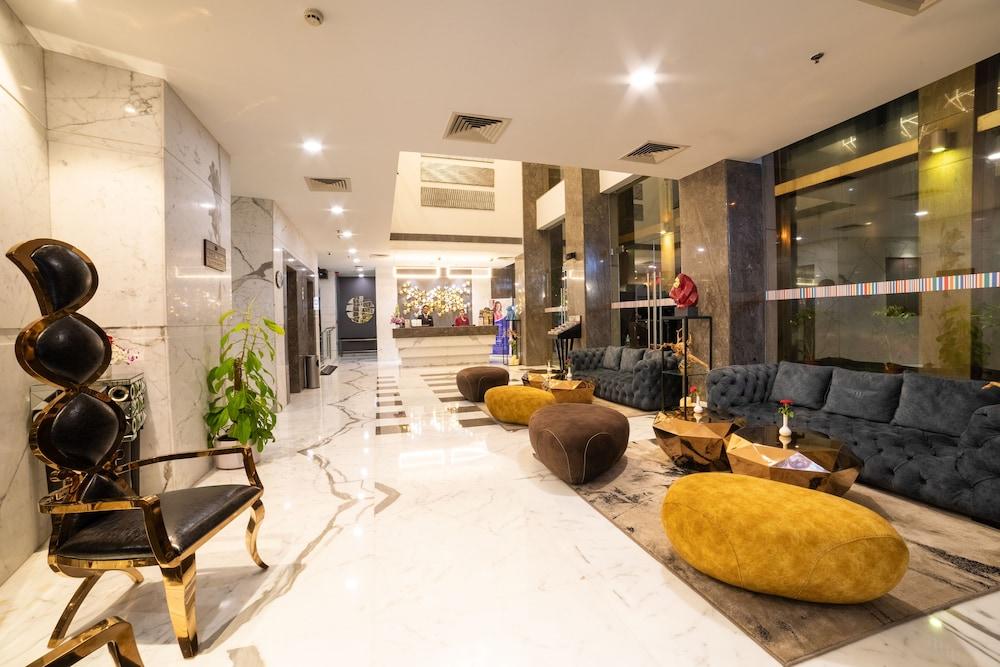 Lemon Tree Premier, Malad, Mumbai Hotel Екстериор снимка